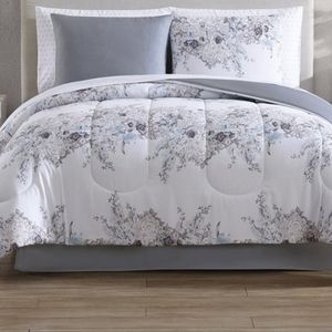 8pc Reversible Queen Comforter Set